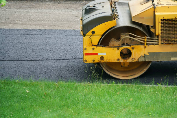 Driveway Maintenance Services in Marengo, IA